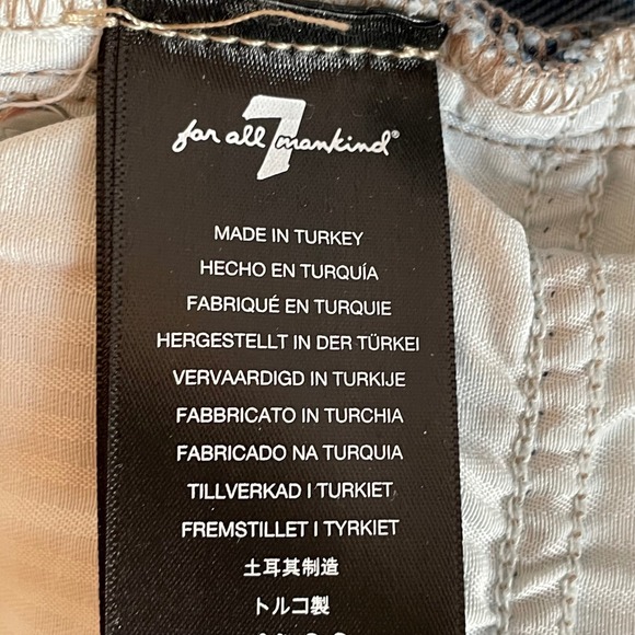 7 For All Mankind Womens Distressed Ripped Jeans Luxe Vintage Boyfriend Size 27 - Picture 12 of 12